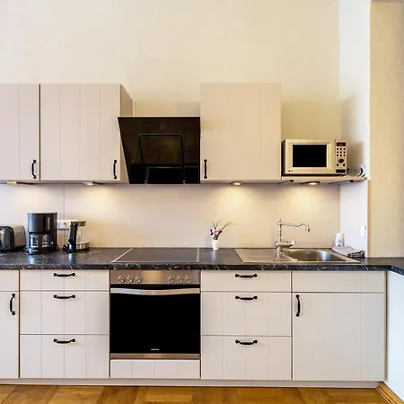 Apartment Englisches